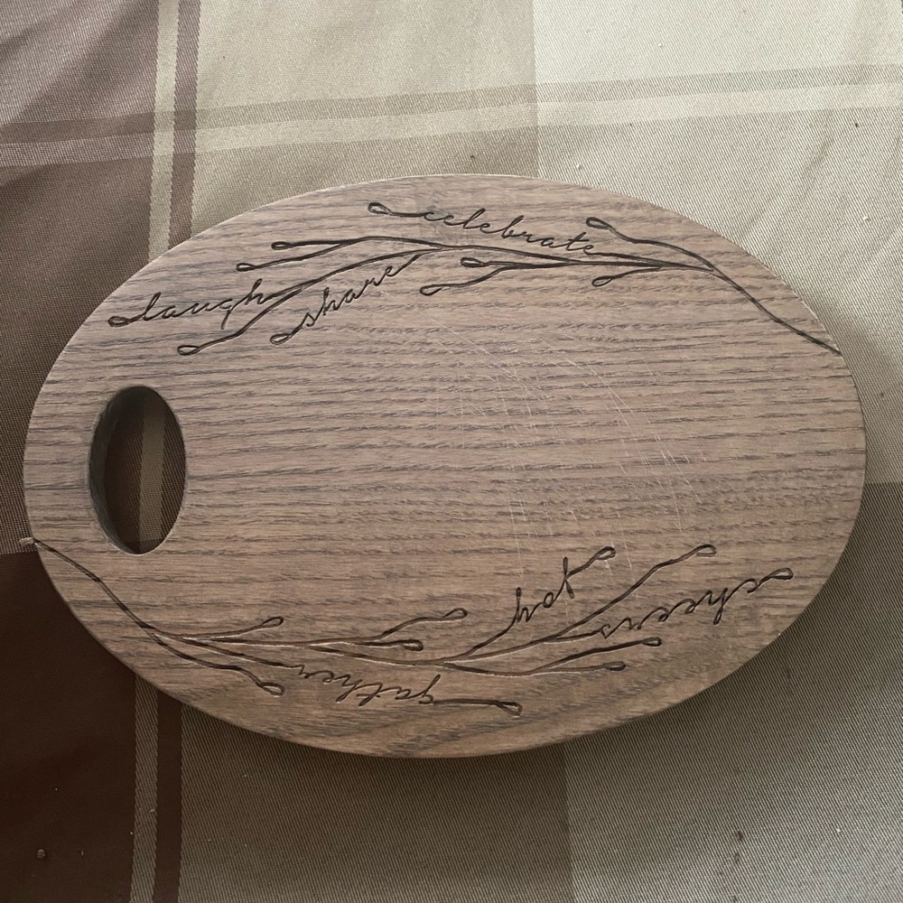 Pampered chef cutting board/cheese board
